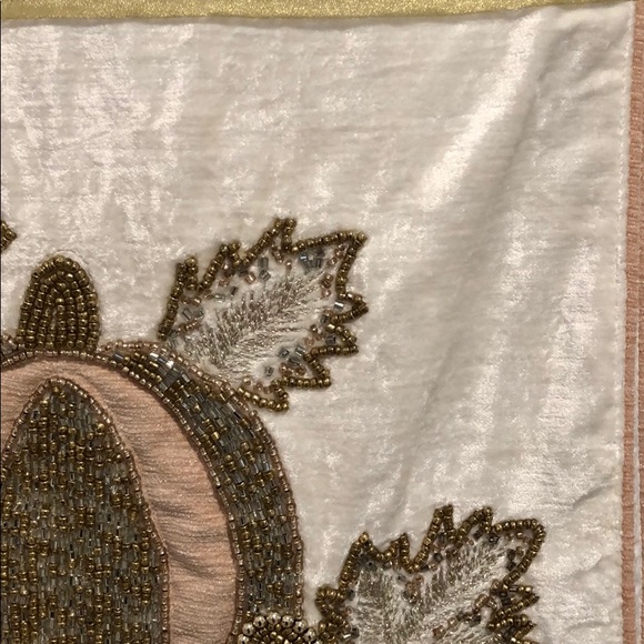 Fancy Beaded Velvet Table Runner - Picture 4 of 5